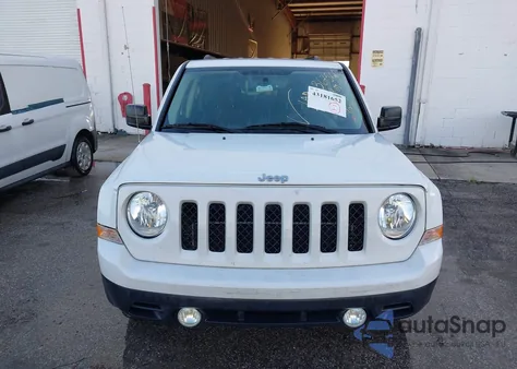 2015 Jeep Patriot Sport из США, поврежденный, VIN 1C4NJPBA3FD367560